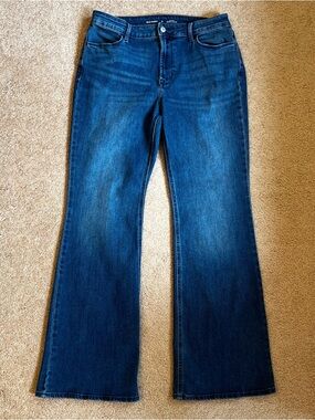 Old Navy High Rise WOW Flare Jeans, Size 10